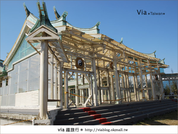 彰化一日遊》走訪鹿港玻璃廟及彰濱大風車之旅～