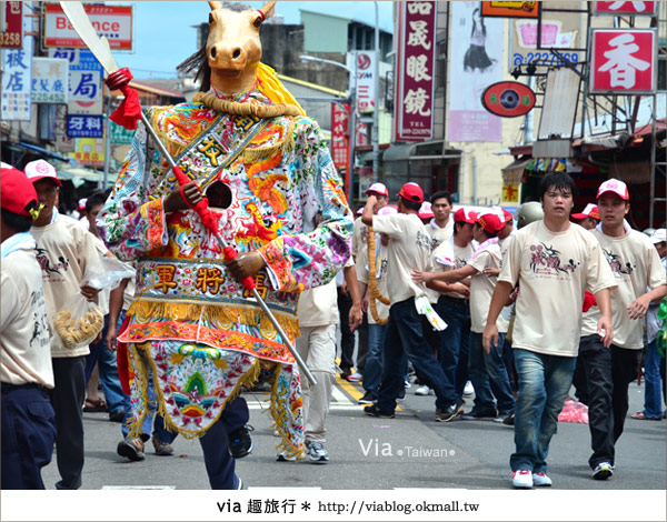 南投市活動》一年一度！熱鬧非凡～2011南投城隍聖誕大遊行