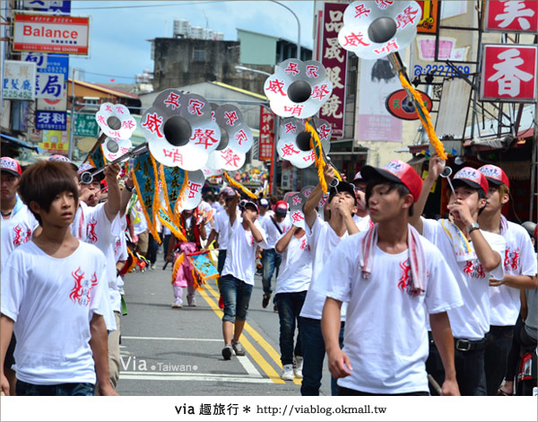 南投市活動》一年一度！熱鬧非凡～2011南投城隍聖誕大遊行