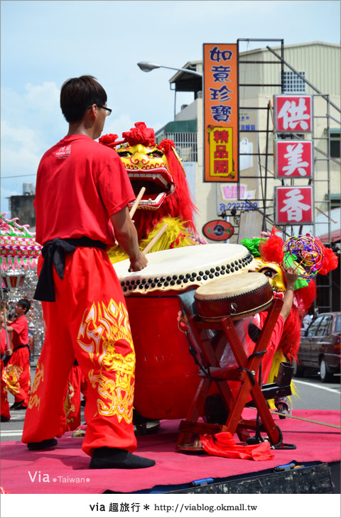 南投市活動》一年一度！熱鬧非凡～2011南投城隍聖誕大遊行