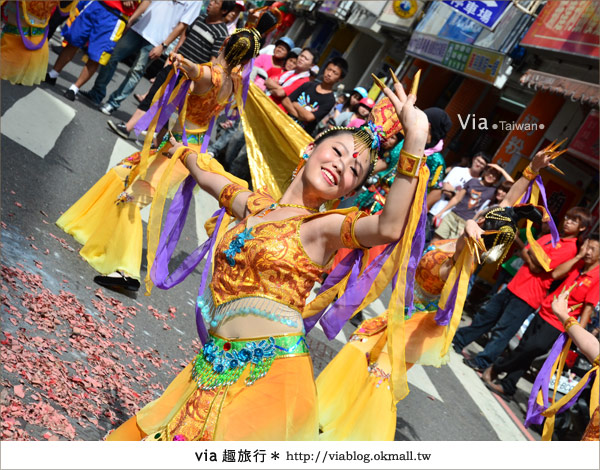 南投市活動》一年一度！熱鬧非凡～2011南投城隍聖誕大遊行