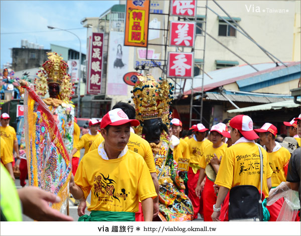 南投市活動》一年一度！熱鬧非凡～2011南投城隍聖誕大遊行