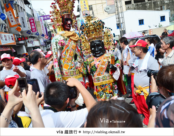 南投市活動》一年一度！熱鬧非凡～2011南投城隍聖誕大遊行