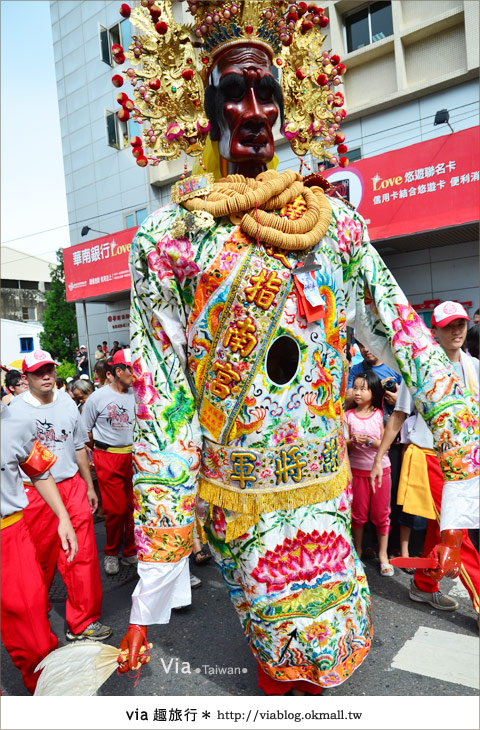 南投市活動》一年一度！熱鬧非凡～2011南投城隍聖誕大遊行