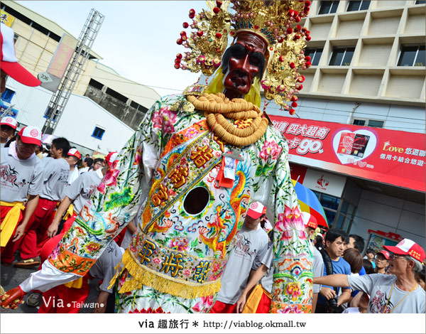 南投市活動》一年一度！熱鬧非凡～2011南投城隍聖誕大遊行