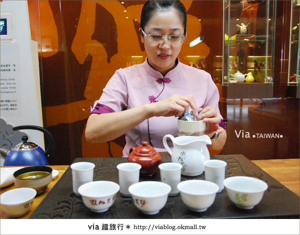 via帶你玩觀光工廠》竹山‧遊山茶訪茶文化館～來一場氣質的茶道之旅！