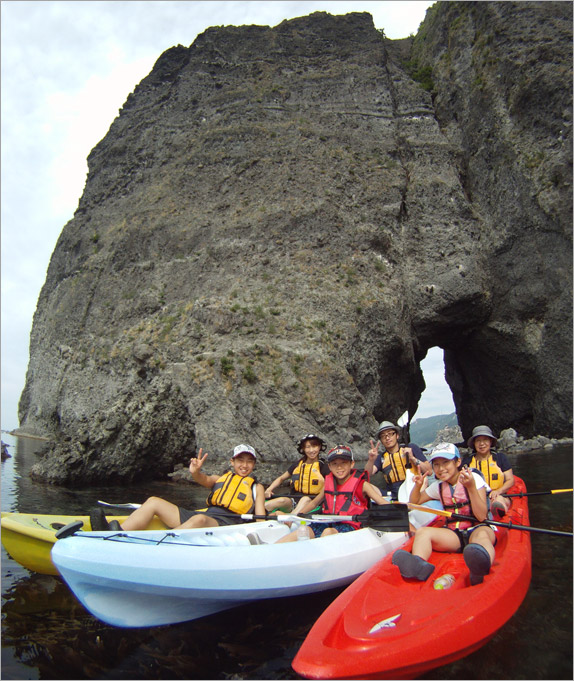 北海道旅遊》塩谷海岸獨木舟之旅～夏季最驚豔的北海道玩法！