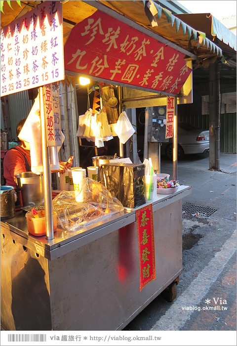 南投市美食》南投菜市場美食～李記小籠包、圓環意麵、冬瓜茶、菜市場珍奶