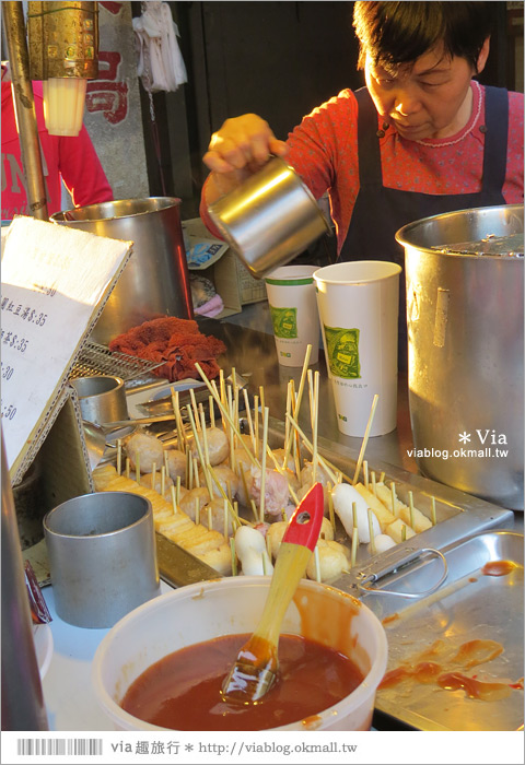 南投市美食》南投菜市場美食～李記小籠包、圓環意麵、冬瓜茶、菜市場珍奶