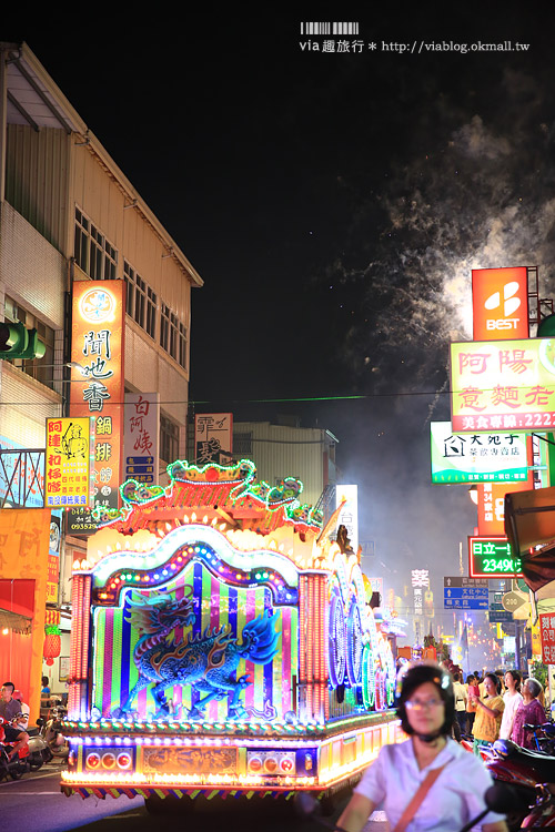 南投旅遊》南投城隍聖誕文化祭《夜巡篇》／夜間遊行熱鬧又繽紛！