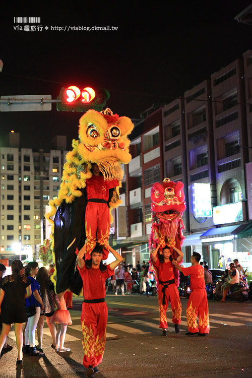 南投旅遊》南投城隍聖誕文化祭《夜巡篇》／夜間遊行熱鬧又繽紛！