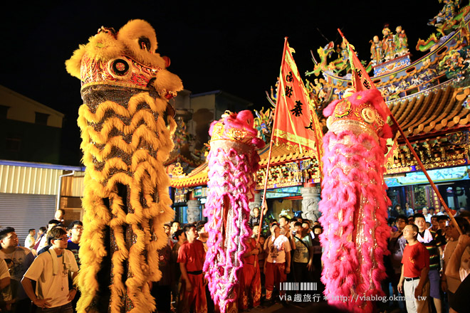 南投旅遊》南投城隍聖誕文化祭《夜巡篇》／夜間遊行熱鬧又繽紛！