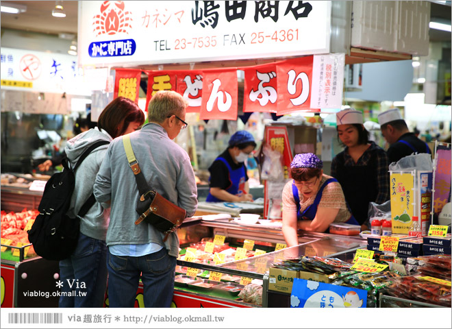 釧路必吃》釧路和商市場～旅人們必來！在魚市場裡品嚐自己親手挑選的「勝手丼」美味！