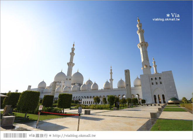 阿布達比旅遊》謝赫扎耶德大清真寺(Sheikh Zayed Grand Mosque)～超美！世界造價最高的清真寺