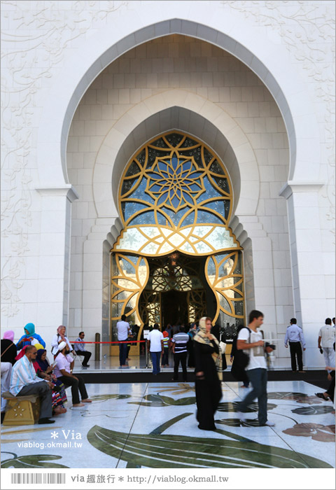 阿布達比旅遊》謝赫扎耶德大清真寺(Sheikh Zayed Grand Mosque)～超美！世界造價最高的清真寺