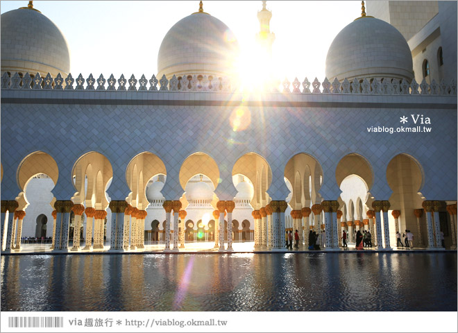 阿布達比旅遊》謝赫扎耶德大清真寺(Sheikh Zayed Grand Mosque)～超美！世界造價最高的清真寺