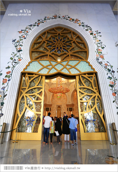 阿布達比旅遊》謝赫扎耶德大清真寺(Sheikh Zayed Grand Mosque)～超美！世界造價最高的清真寺