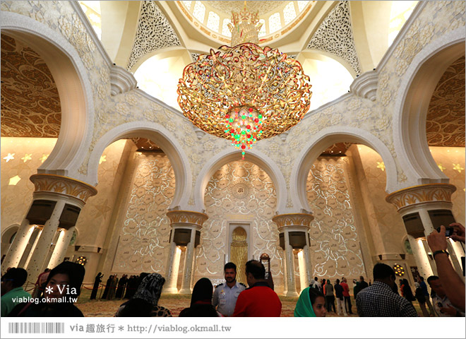 阿布達比旅遊》謝赫扎耶德大清真寺(Sheikh Zayed Grand Mosque)～超美！世界造價最高的清真寺