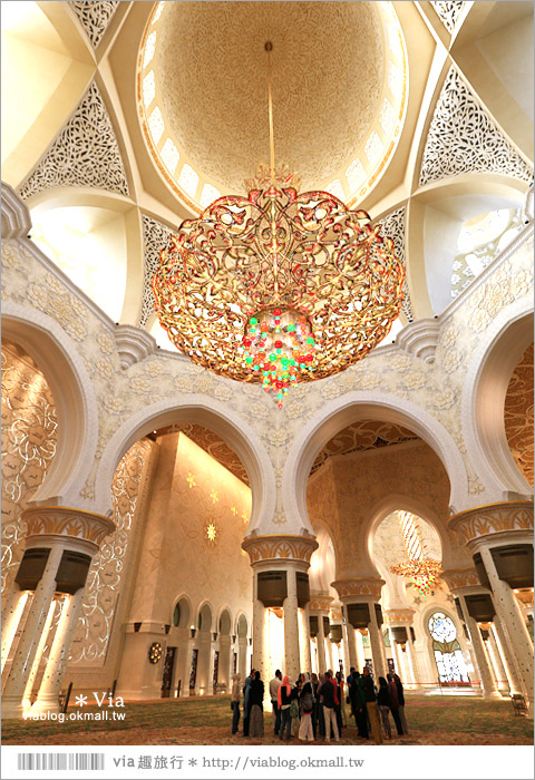 阿布達比旅遊》謝赫扎耶德大清真寺(Sheikh Zayed Grand Mosque)～超美！世界造價最高的清真寺