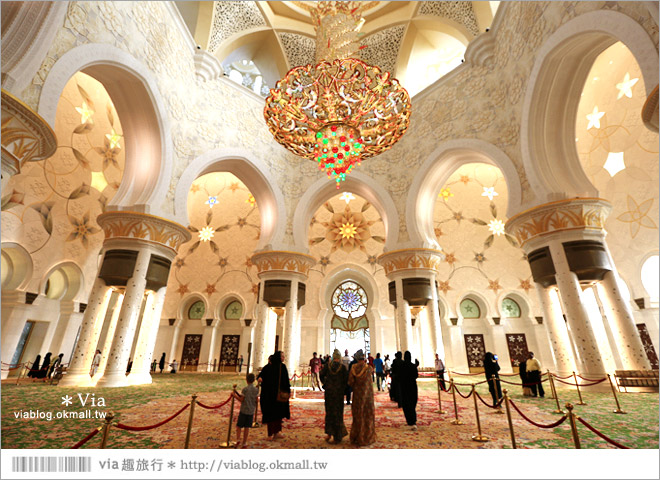 阿布達比旅遊》謝赫扎耶德大清真寺(Sheikh Zayed Grand Mosque)～超美！世界造價最高的清真寺