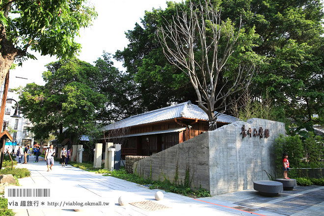 台中文學館》台中旅點～舊日式警察宿舍改造的藝文園區散策去！