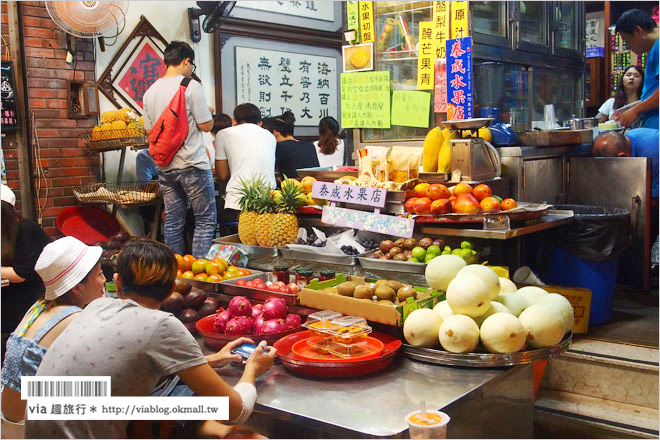 台南冰店推薦》台南水果店～泰成水果店．超人氣的瓜瓜冰（哈密瓜冰）好好吃！