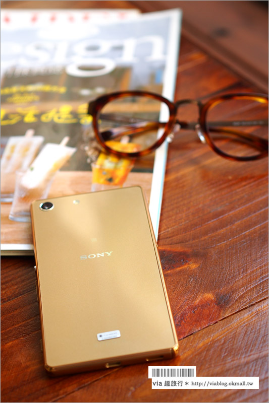 Sony防水手機》Sony Xperia M5～超級中階機！防水、對焦快速、1300萬前鏡頭。開箱分享！