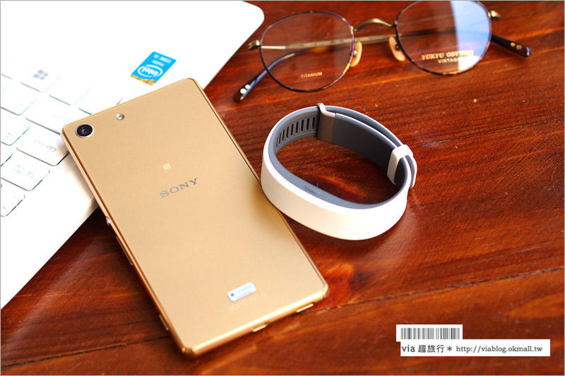 Sony防水手機》Sony Xperia M5～超級中階機！防水、對焦快速、1300萬前鏡頭。開箱分享！