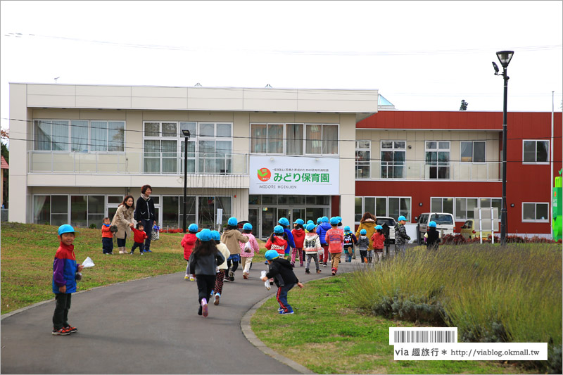 青森旅遊景點》吉野町綠地公園「A to Z Memorial Dog」～朝聖！奈良美智的弘前犬！