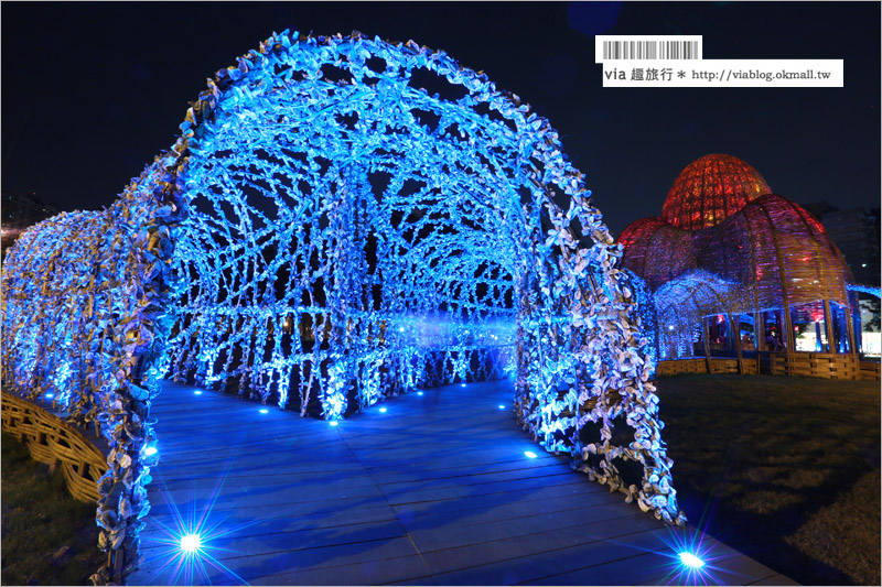 高雄夜景》聚竹蚵地景藝術(已撤展)～高雄新亮點！夜間璀璨浪漫的好去處！