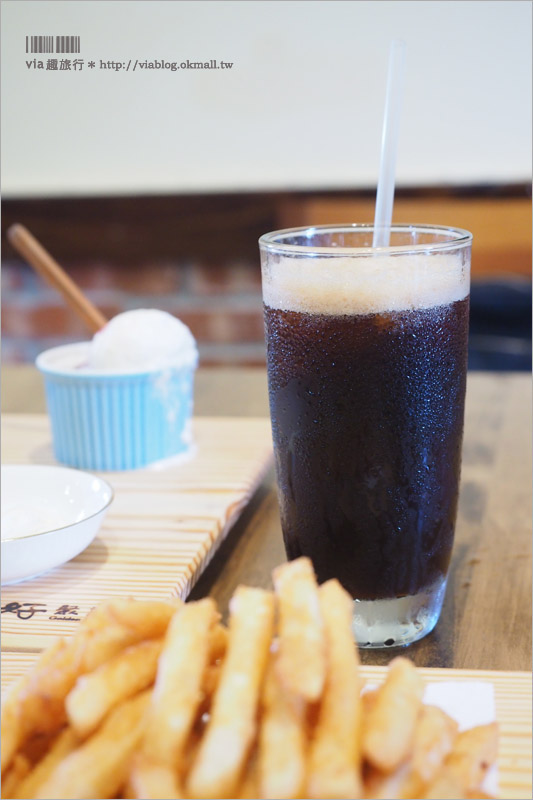 台中旅遊》好好小館／好好聚落～文創‧簡餐‧下午茶～彩虹貨櫃屋！女孩們拍照的好去處！