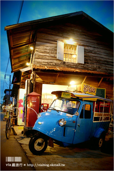 泰國旅遊景點》清康小鎮(Chiang Khan)～懷舊風的木造小鎮，悠遊在舊時光裡的美好！早晨的和尚施齋體驗好新奇！