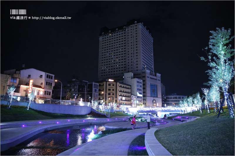 台中景點》柳川親水河道～台中版清溪川！景觀河岸藝術裝置越夜越美麗！