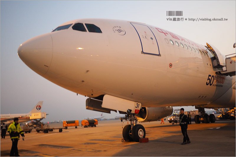 上海自由行》東方航空搭乘記～來回程全記錄‧台灣和上海的天空更近了！