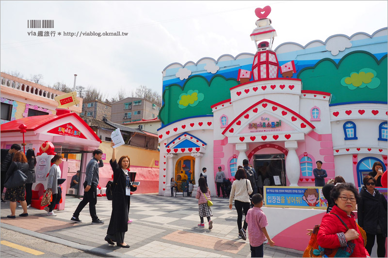 仁川旅遊景點》松月童話村～繽紛好拍‧昇級版的立體童話村！變身童話故事主角拍照趣！