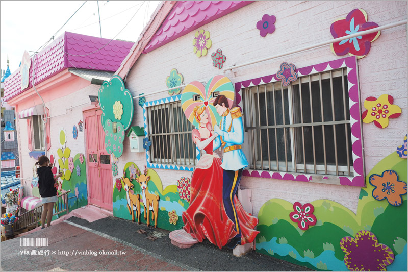 仁川旅遊景點》松月童話村～繽紛好拍‧昇級版的立體童話村！變身童話故事主角拍照趣！