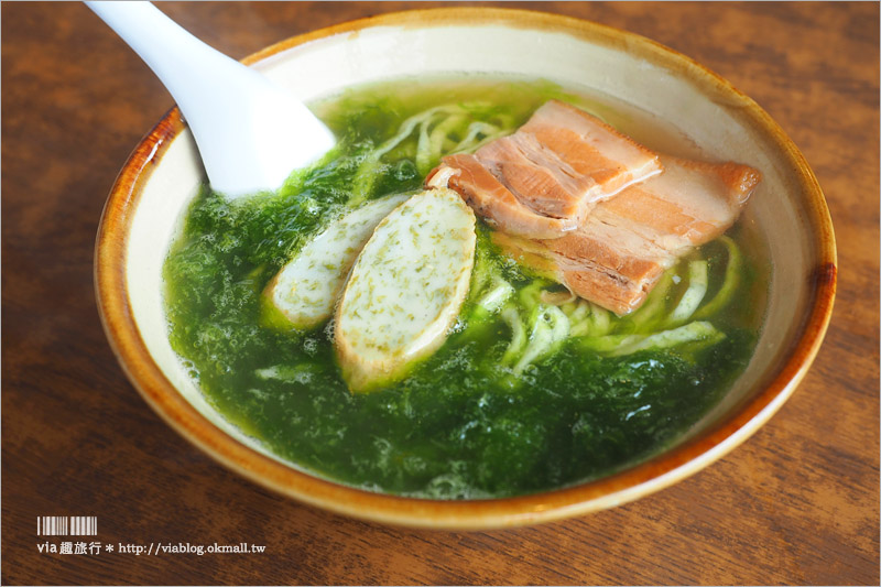 沖繩美食》沖繩必吃推薦～邊吃邊看海！個人大愛的沖繩そば店：なかむらそば自家製麵