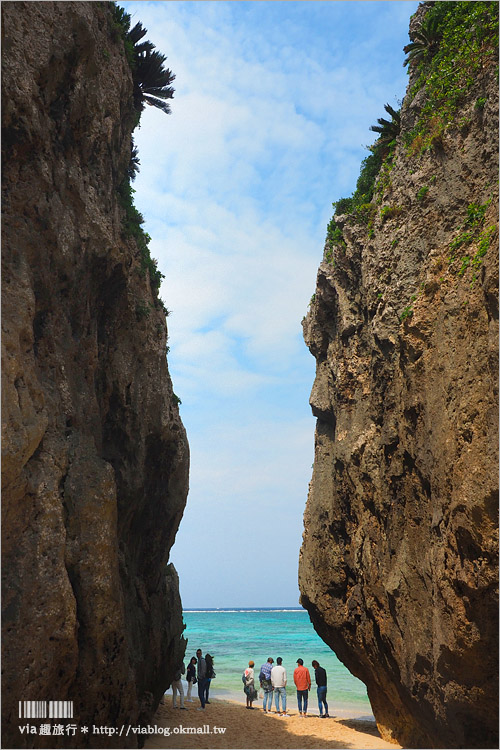 沖繩景點》備瀨一線天(備瀬のワルミ)～小秘境旅行！夢幻的山海一線景色～來去探索療癒系旅點！