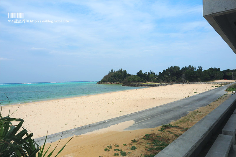 沖繩海邊咖啡館》備瀨─On the Beach CAFE OKINAWA～擁抱無敵海景的咖啡廳、SISA造型鬆餅好趣味！