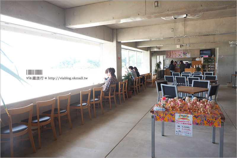 沖繩海邊咖啡館》備瀨─On the Beach CAFE OKINAWA～擁抱無敵海景的咖啡廳、SISA造型鬆餅好趣味！