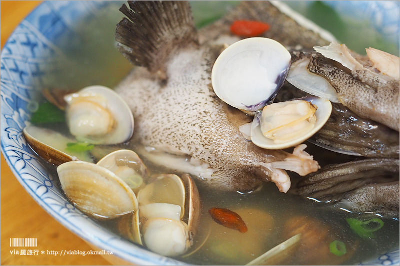 台北新店美食》超人鱸魚湯｜滷豬腳也好好吃～石斑魚更別錯過！新北市新店區公所附近的推薦美食！