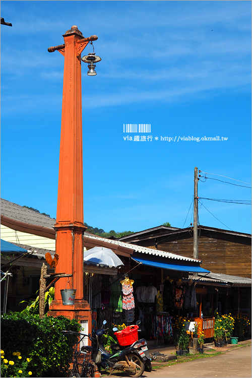 泰國蘭塔島》蘭塔古城（LENTA OLD TOWN）～老街散策‧懷舊木造老屋建築及海景咖啡館尋幽趣！