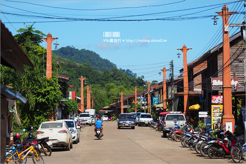 泰國蘭塔島》蘭塔古城（LENTA OLD TOWN）～老街散策‧懷舊木造老屋建築及海景咖啡館尋幽趣！