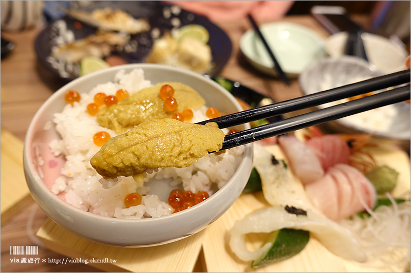 台北餐廳推薦》小六食堂～人氣日式料理食堂，不預約吃不到！新鮮好吃的生魚片丼飯好好味！