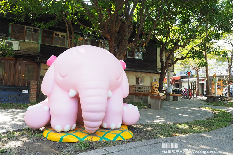 嘉義沉睡森林》好夢幻！繪本風格的新旅點～北門驛站前小公園拍照新亮點！