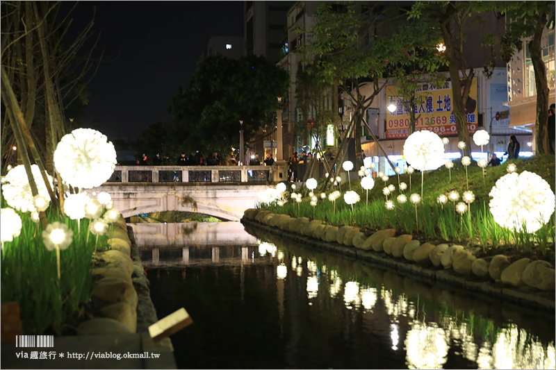 台中綠川》綠川水岸新登場～夢幻的水岸步道散策趣！古橋搭配水母燈、蒲公英燈、紫藤花～浪漫十足！