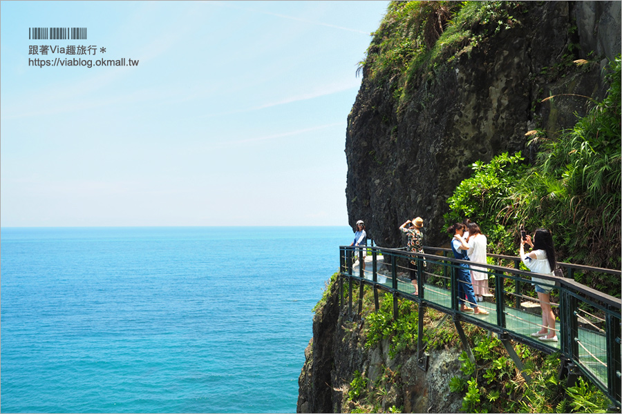 花蓮景點》豐濱天空步道／親不知子海上古道～走上斷崖邊的透明步道好刺激！大海就在腳底下！