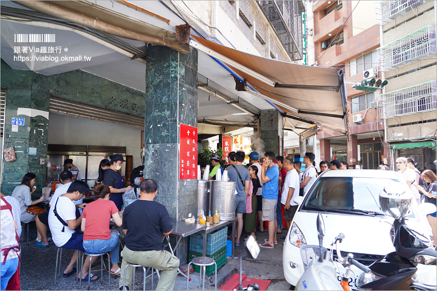 台中早餐》信義街無名湯包～後火車站超人氣早餐：爆汁湯包好吃推薦！