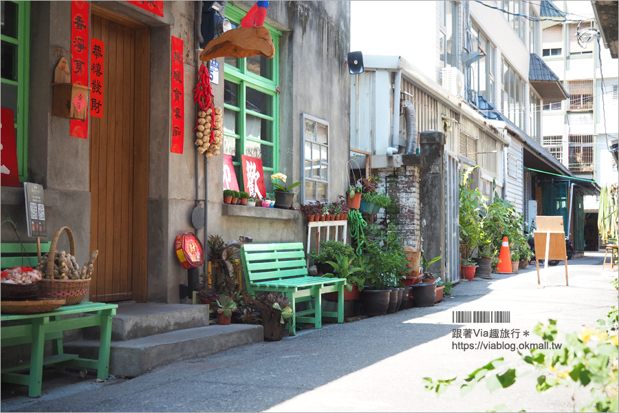 花蓮咖啡館》斗宅商社‧柴犬咖啡～柴柴造型咖啡、麵包好療癒～舊郵局宿舍改造的新空間！