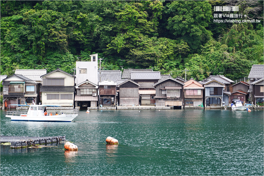 京都必遊景點》伊根舟屋～來去海上舟屋感受海之京都魅力‧船上餵食秀好特別又刺激！